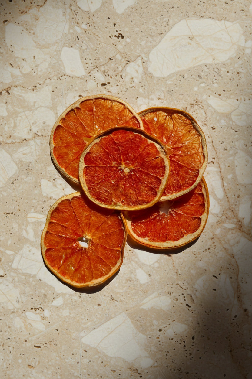 Tranches de Pamplemousse Séchées Décoratives — Vue du dessus artisanale | The Originea