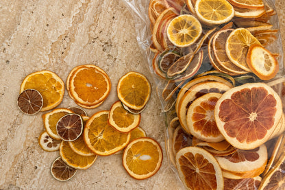 Tranches d'agrumes séchées 2e choix — imperfections naturelles, couleur variée | The Originea